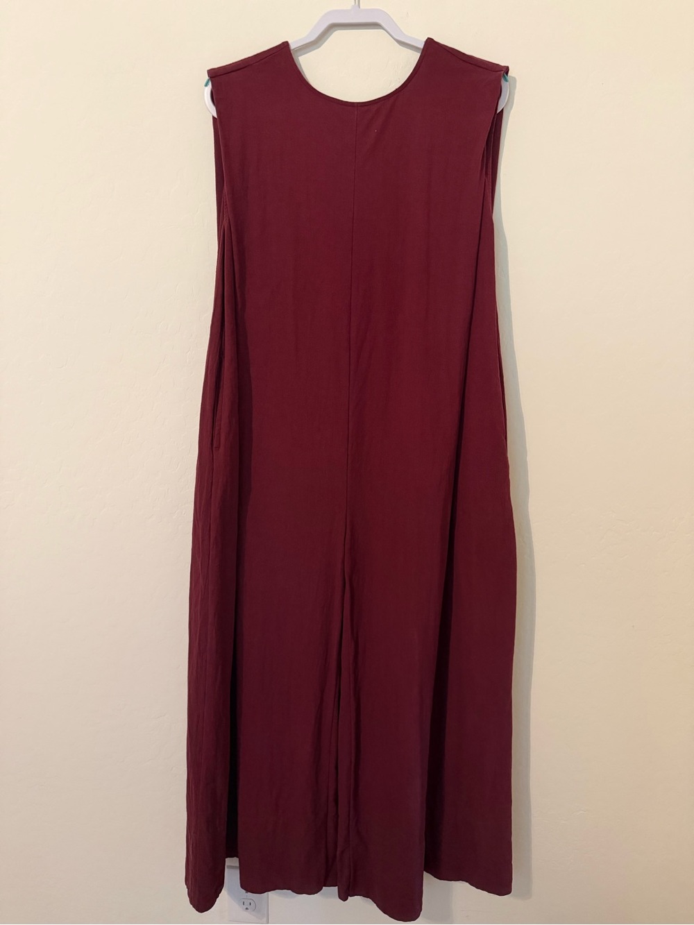 Free People Sleeveless jumpsuit in Wine Red, size Small, New without tags